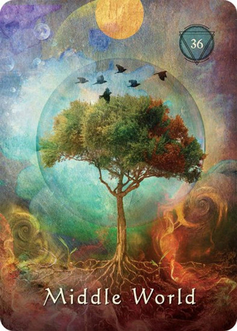 tarot korta Middle World – 36 numerio variantas su medžiu, žaliai‑mėlynais tonais ir išryškintomis šaknimis