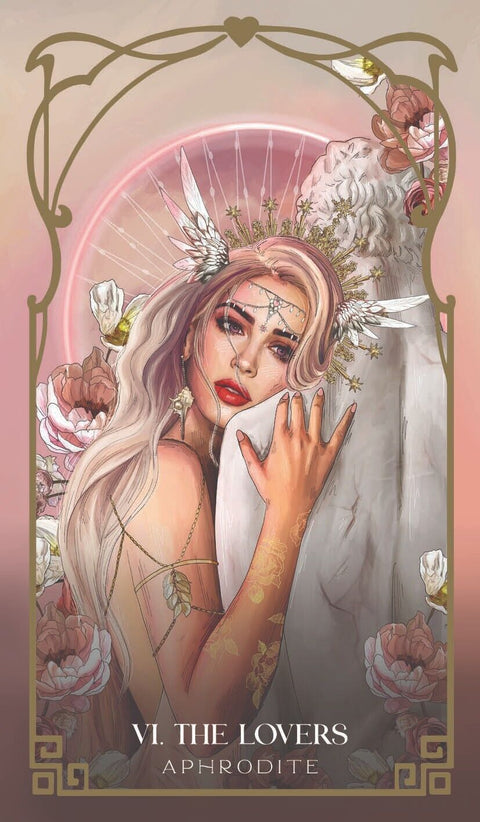 tarot korta The Lovers (Aphrodite), vertikali rožinė iliustracija su auksine aureole ir detaliu moters portretu