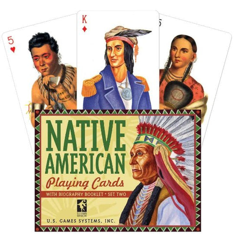 Native American žaidimų kortos, U.S. Games Systems dėžutė su trimis atverstomis kortomis ir pridedamu biografijų bukletu
