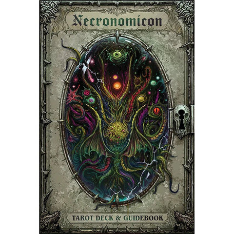 tarot denis Necronomicon su spalvotu monstrišku viršeliu ir užrakinamu kraštu, parduotuvės fronto viršelio variantas