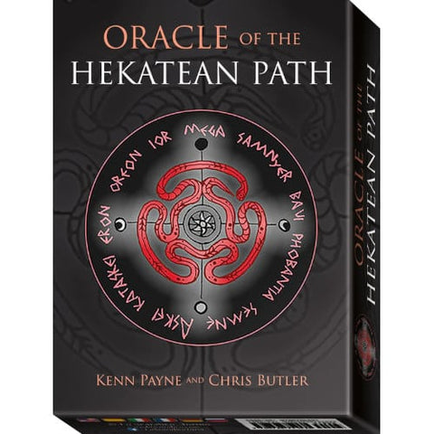 orakulų kortų rinkinys "Oracle of the Hekatean Path", juodas dėklas su raudonu spiraliniu simboliu, pavaizduotas iš šono