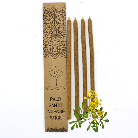 Palo Santo smilkalų lazdelės rudos, 4 vnt., ilgos lazdelės kraft dėžutėje su mandalos piešiniu ir geltonais žiedais