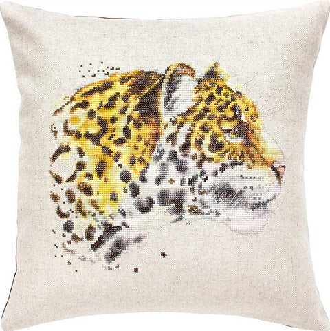 Pagalvė su siuvinėta leopardės galva, smėlio spalvos lino audinys, kvadratinė 45×45 cm priekinė perspektyva