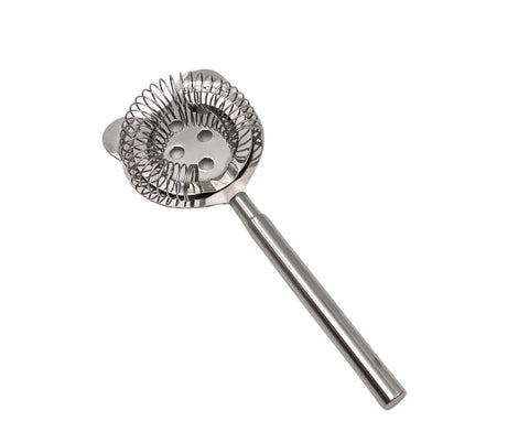 Kokteilių sietelis iš nerūdijančio plieno su ilga rankena ir spiraliniu spyruokliniu filtru, matomas iš viršaus