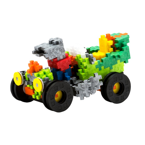 Plus-Plus konstruktorius „Gatvės lenktynės“ – 900 det., su ratais, Mini (7–12 m.)