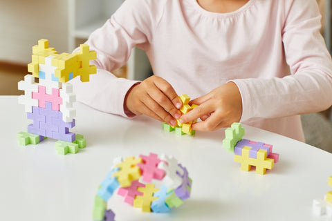 Plus-Plus didelės detalės – pastelinis rinkinys, 50 vnt. (50 mm), 1–6 m., Danija