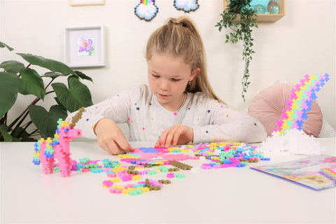 Plus-Plus konstruktorius „Pradžiamokslis: Vienaragiai“ – 275 mini detalės, 5–12 m.