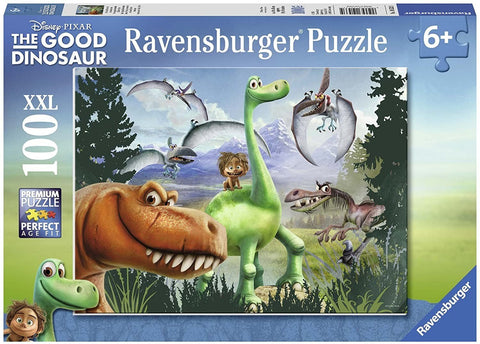 Dėlionė Ravensburger 100 XXL The Good Dinosaur, dėžės priekinis piešinys su žaliuoju Arlo, pterodaktilais ir amžiui 6+