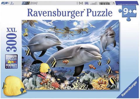 Dėlionė Ravensburger 300 XXL dalių su delfinais po vandeniu ir ryškiomis koralų bei tropinių žuvų detalėmis
