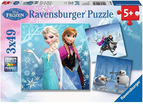 Ravensburger dėlionė Frozen 3×49 dalių, dėžutės priekis su Elza, Ana ir trimis žiemos scenomis vaikams nuo 5 metų