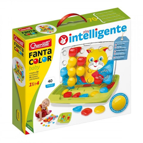 Mozaikos rinkinys Quercetti Fanta Color, 40 dalių, geltoni‑raudoni‑mėlyni mygtukai ir 3D katės motyvas pakuotės priekyje