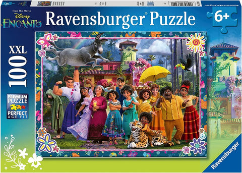 Encanto dėlionė Ravensburger, 100 dalių XXL dėžutės priekinis vaizdas su spalvingu filmo personažų koliažu