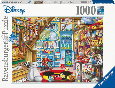 Puzlė Ravensburger 1000 dalių, detalus Disney žaislų parduotuvės piešinys ant dėžutės viršelio, ryškios spalvos ir daug personažų