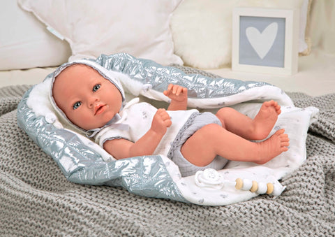 Reborn lėlytė berniukas, 38 cm, su blizgiu pilku pleduku – rankų darbo vinilinė, Arias