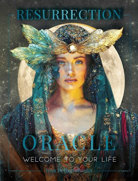 Oracle kortų rinkinys Resurrection su mėnulio fonu, ryškia žalsvai auksine karūna ir detalizuotu moters portretu