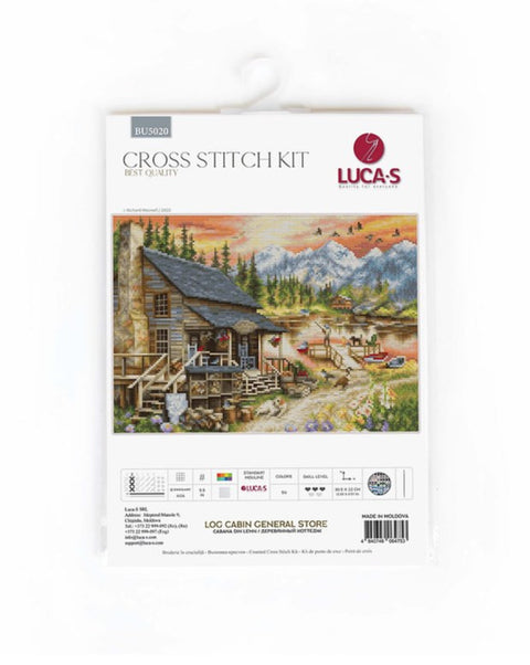 Kryželių rinkinys LUCA‑S "Log Cabin General Store" — pakuotės priekis su pilnu spalvotu kalnų kaimo siuvinėjimo dizainu