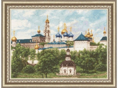 Rėminis siuvinėtas paveikslas: vienuolyno peizažas su mėlynais ir auksiniais kupolais, ornamentiniu auksiniu rėmu