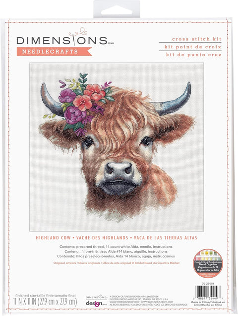 Siuvinėjimo rinkinys Highland Cow — rudos telyčios galva su rožiniais ir violetiniais gėlių vainikais, baigtinis 27,9×27,9 cm