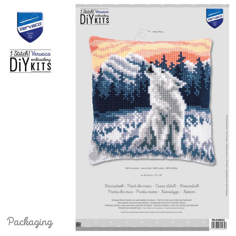 Kryželių pagalvėlė Vervaco su vilko motyvu, tamsiai mėlynos ir oranžinės spalvų derinys, 40×40 cm, pakuotės priekyje