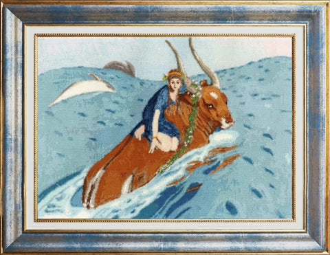Paveikslas rėmuotas 70×50 cm, mitologinė scena su moterimi ant rudo jaučio per mėlynus bangų raštus, matinė apdaila