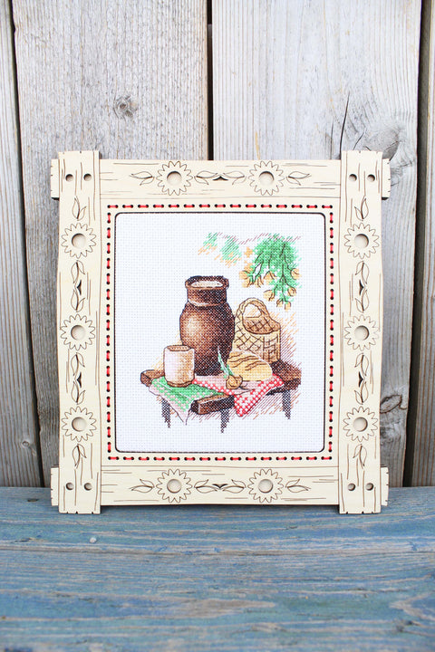 Žavingas siuvinėjimo kryželiu rinkinys „Paprasti pietūs“ 13×11 cm