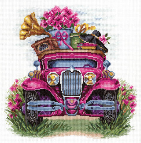 Siuvinėjimo rinkinys rožinis vintidžinis automobilis iš priekio su ryškiomis gėlėmis ir retro gramofonu