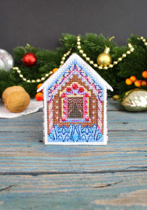 3D žaislinio namelio siuvinėjimo kryželiu rinkinys 6×9×8 cm