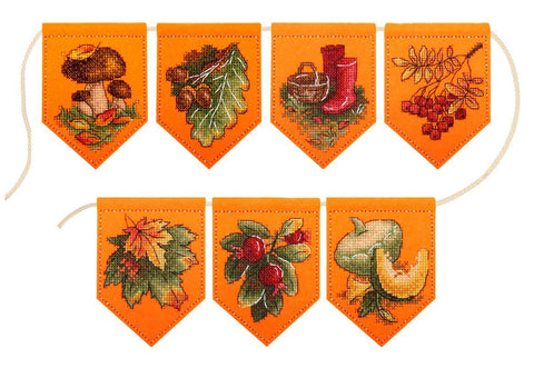 Kryželių rinkinys „Rudeniška oranžinė girlianda“, 7 vėliavėlės, 10×7 cm