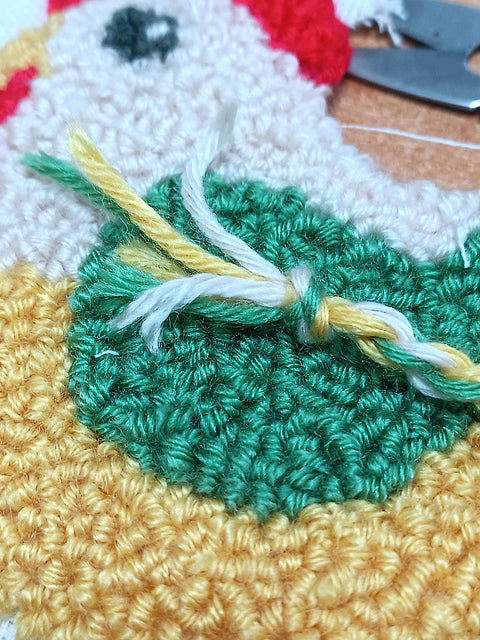 Kryželių siuvinėjimo rinkinys „Višta“ 13.5×12.5 cm – pradedantiesiems