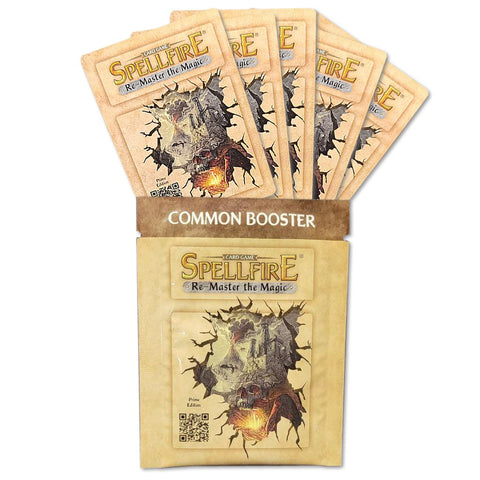 Spellfire boosteris Common Booster pakuotė su keliomis paskleistomis kortomis, parodyta iš viršaus ir priekio, Prime Edition detalė