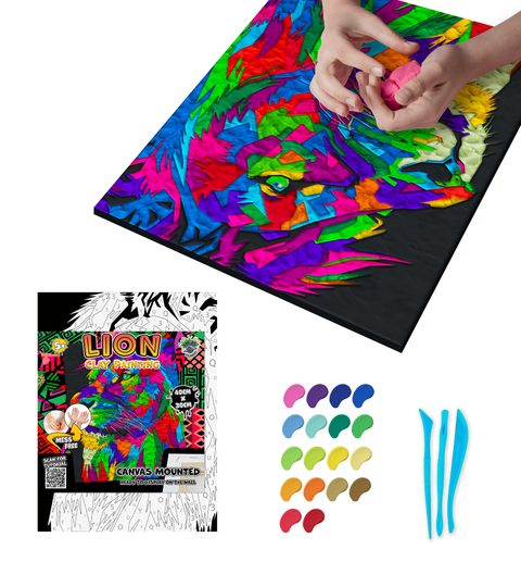 Splat Planet modelino paveikslas „Liūtas“ 30×40 cm – kūrybinis rinkinys vaikams 5+, 20 spalvų, drobė, 3 įrankiai