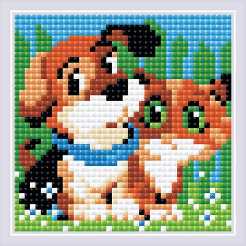 Deimantinė mozaika šuniukas 20×20 cm, oranžinė ir žalia spalvų schema, artimas priekinis planas