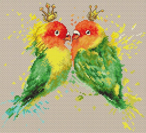 Kryželių siuvinėjimo rinkinys su dviem spalvotomis papūgėlių poromis, ryškios žalios, geltonos ir oranžinės spalvos motyvas, 30×30 cm