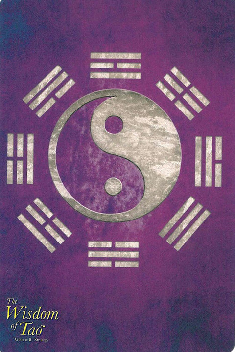 Tao išminties korta, violetinė priekinė korta su sidabriniu yin‑yang simboliu ir aštuonimi trigramomis, II tomas – Strategija