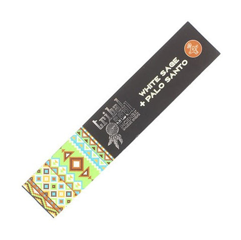 Smilkalai Tribal Soul White Sage + Palo Santo pakuotėje, juoda viršutinė dalis ir ryškiai žalia ornamentuota apačia, aromatingi valymui ir meditacijai