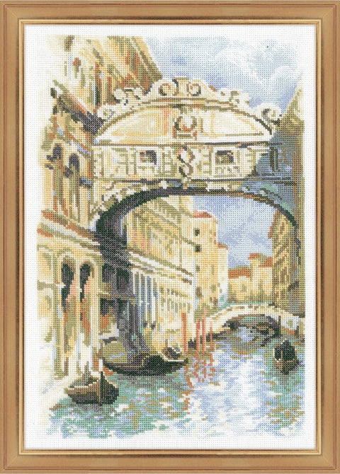 kryželių rinkinys Venecijos tiltas, užbaigtas ir įrėmintas, pastelinių atspalvių kanalo scena su gondolomis