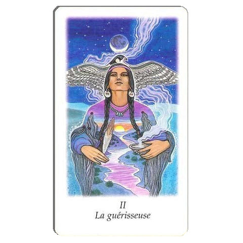 tarot korta La guérisseuse, gydytojos simbolika su violetiniais ir mėlynais tonais ir angelų sparnų motyvu