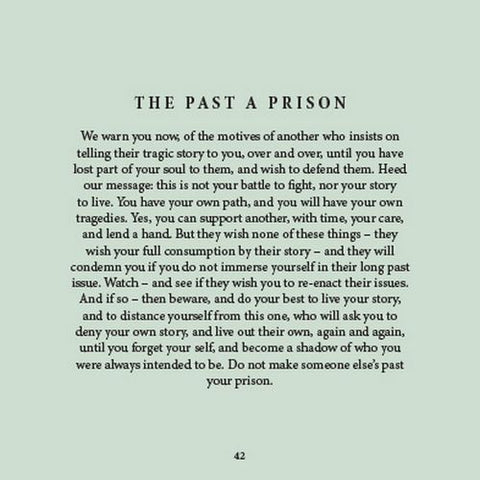 Knyga "The Past a Prison" – žalsvos puslapio ištrauka apie atsiskyrimą nuo kitų tragedijų, p. 42.