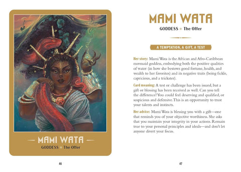 Mami Wata korta su auksiniu rėmeliu — tamsios odos deivė su raudonu gyvate, šalia aiškinamojo knygelės teksto