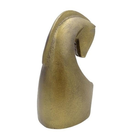 Bronzinė arklio galva dekoracija matinio auksinio atspalvio, stilizuota profilio perspektyva, tinka lentynai ar stalo akcentui