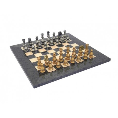 Žalvario lydinio šachmatai su žaidimo lenta iš prabangios KUKMEDŽIO medienos