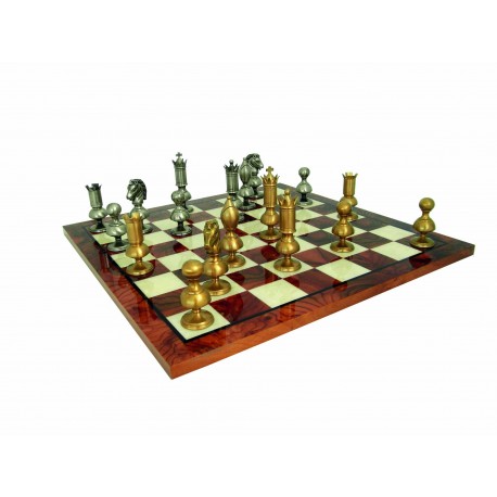 LARGE and Extremely Luxurious Chess Set with Elm Wood Game Board