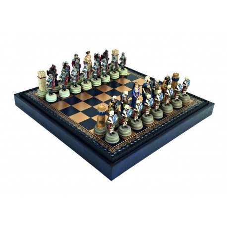 ROMĖNAI PRIEŠ ARABUS: šachmatai su odos pakaitalo žaidimo lenta + dėžė + ŠAŠKĖS
