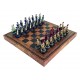 PIRATAI: rankomis spalvinti šachmatai su lenta ir dėže + ŠAŠKĖS
