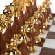 Prabangūs Šachmatai Su Itin Solidžia Žaidimo Lenta