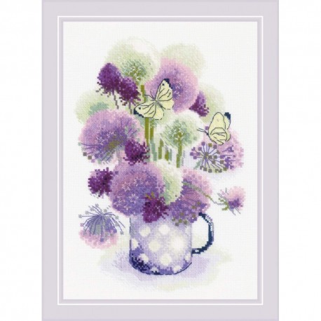 Purple Allium cross stitch kit by RIOLIS Ref. no.: 1974