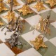 Vaterlo mūšis: meniški ypatingos prabangos šachmatai padengti 24k auksu