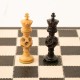 Rankomis drožinėti unikalūs šachmatai su tikros odos žaidimo lenta