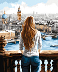 Paveikslas: moteris iš nugaros su ilgais rudais plaukais žvelgianti į Londono Tiltų panorama, 40x50 cm