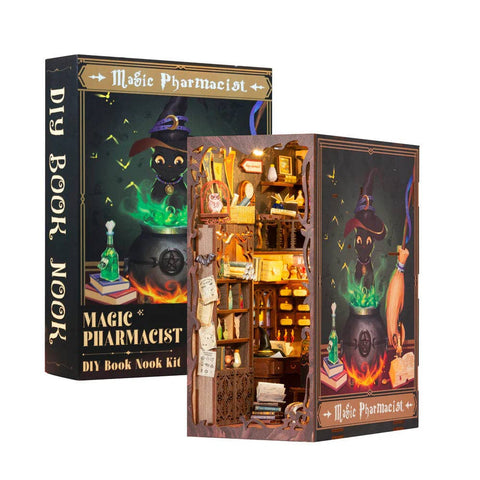 Book Nook medinė diorama su LED – Magic Pharmacist, 282 det., 23×11×18 cm